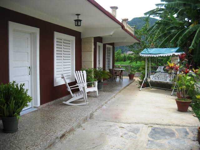 'Entrance to the 2nd bedroom and yard' Casas particulares are an alternative to hotels in Cuba.